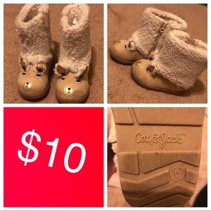 Cat & Jack Boots
